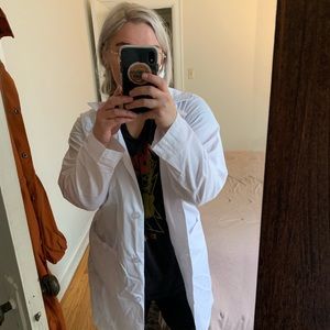 SIZE SMALL LAB COAT